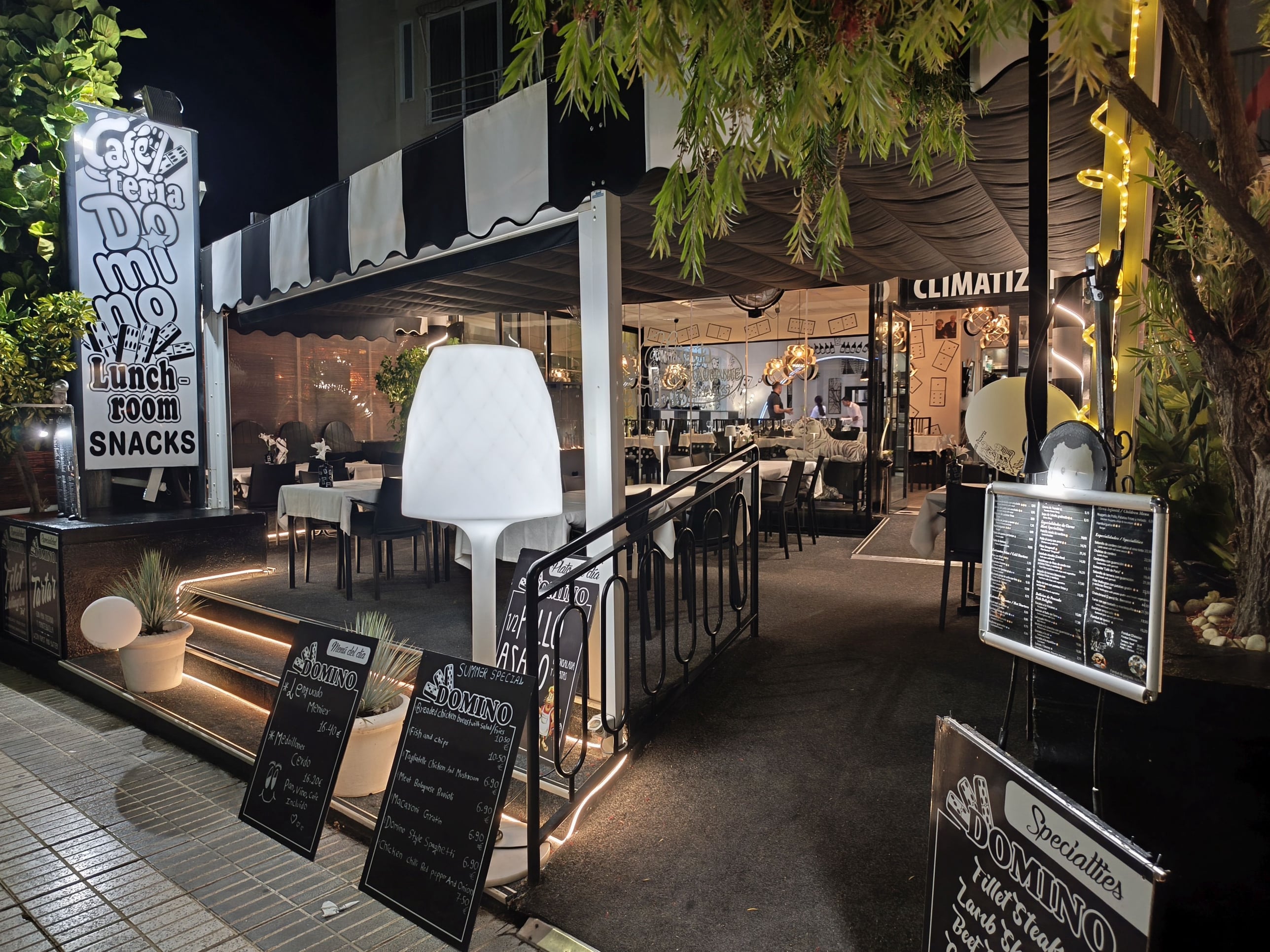 Exterior view of the restaurant